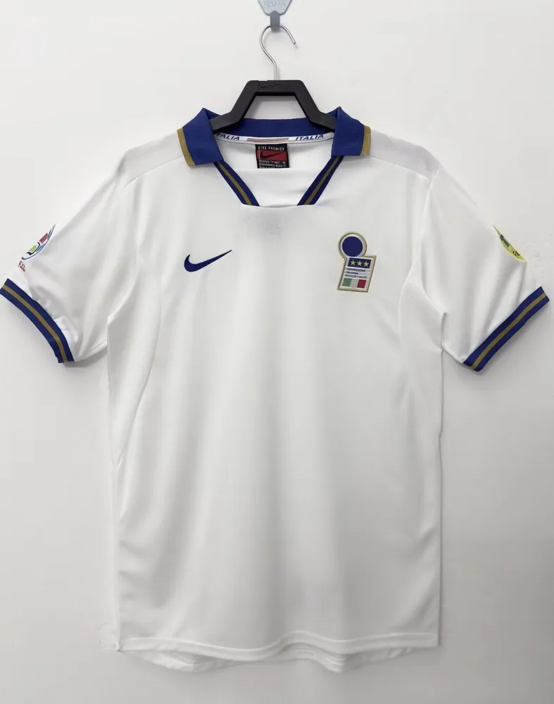 1996 レトロ イタリア アウェイ サッカーシャツ タイ品質 — main view