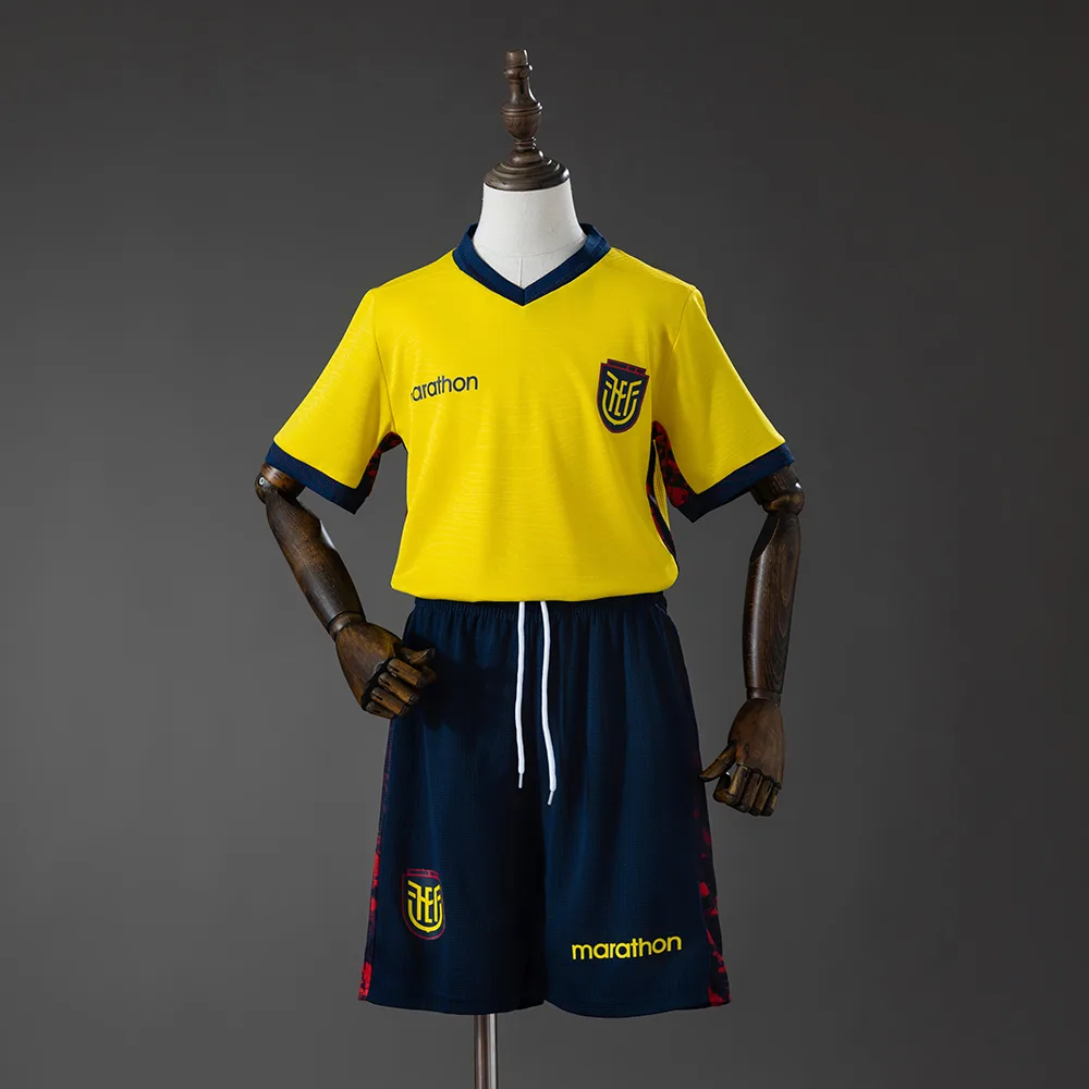 طقم الأطفال المنزلي الإكوادور 2026 — main view