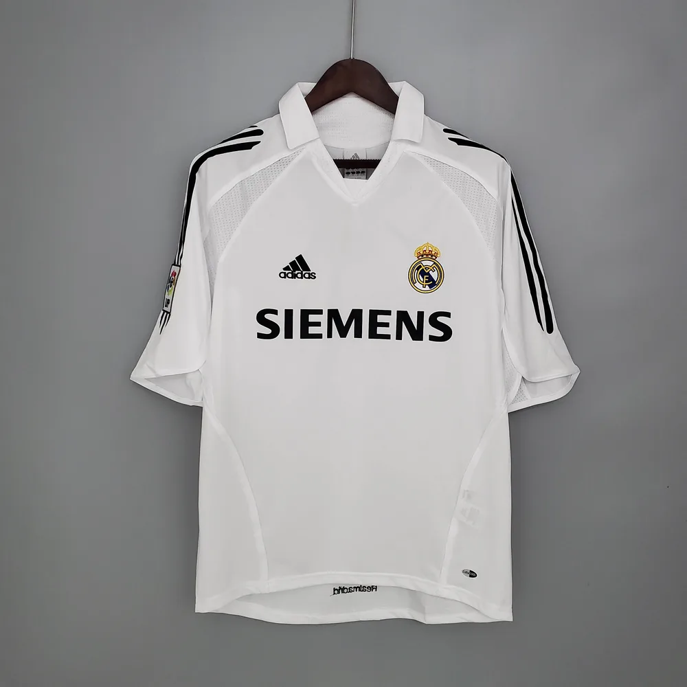 2005/2006 Retro Real Madrid Home — main view