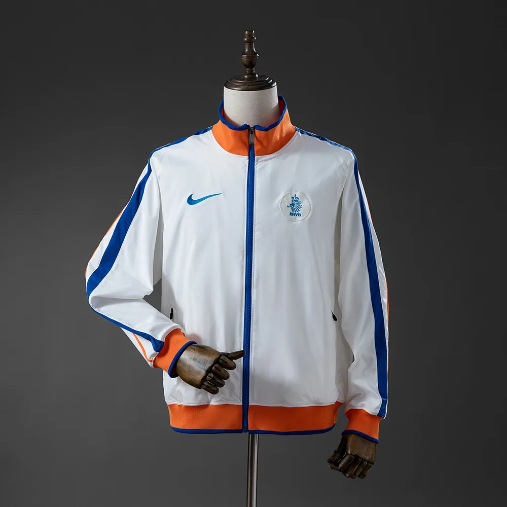 2010/2011 Netherlands Windbreaker -White AAA fan-grade — main view
