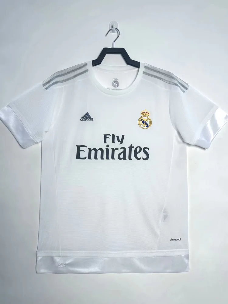 2015/2016 Retro Real Madrid Home Soccer Jersey AAA fan-grade — main view