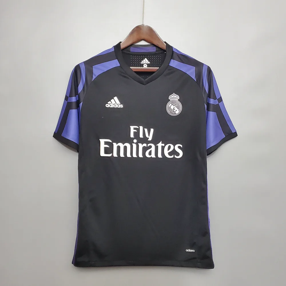 قميص ريال مدريد الثالث خارج الأرض ريترو 2016/2017 — main view