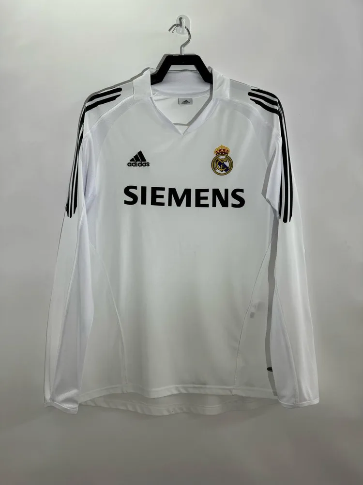 2005/2006 Retro Long Sleeve Real Madrid Home Soccer Jersey AAA fan-grade — main view