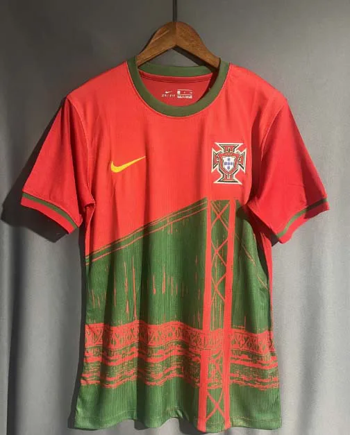 Maillot Domicile Équipe Nationale Portugal 2023-2024 — main view