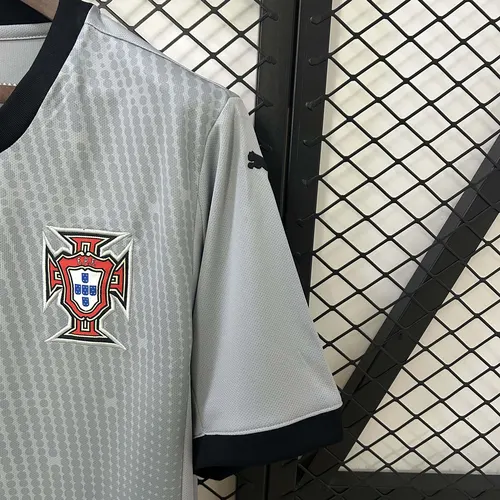 2025 Portugal Goalkeeper Grey Football Jersey AAA fan-grade — view 6