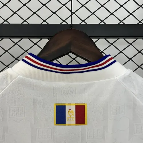 Camiseta Retro 1996 Francia Visitante — view 4