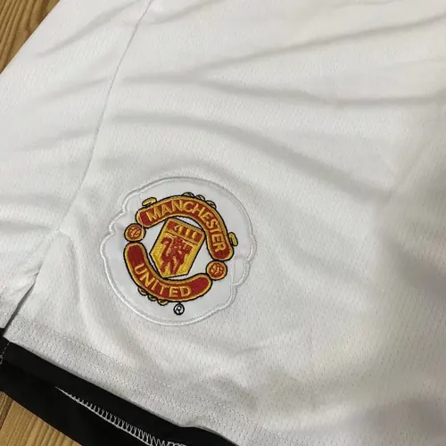 2007/2008 Retro Manchester United Home Shorts — view 2