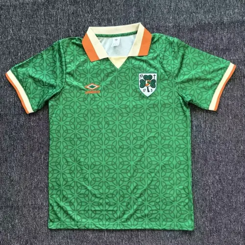 Camisa de Futebol Verde Dia de São Patrício 2025/2026 Irlanda Qualidade Tailandesa