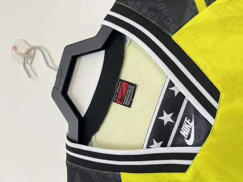 1994-1995 Retro Dortmund Home Football Shirt AAA fan-grade — view 3