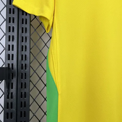 2025 Maillot Domicile Brésil AAA qualité fan — view 6