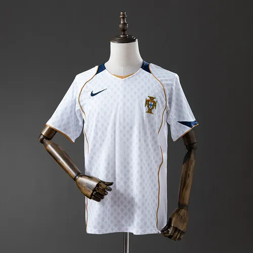 2004 Retro Portugal Auswärts-Fußballtrikot AAA Fan-Qualität — view 1
