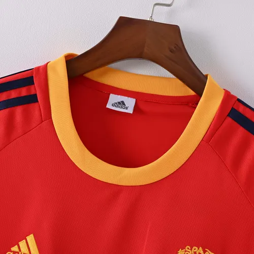 2002 Retro Spanien Heim-Fußballtrikot AAA Fan-Qualität — view 3