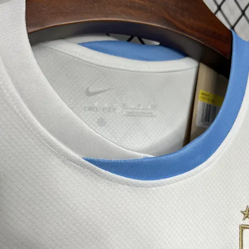 قميص كرة القدم منتخب الأوروغواي الوطني خارج الأرض 2024-2025 — view 7