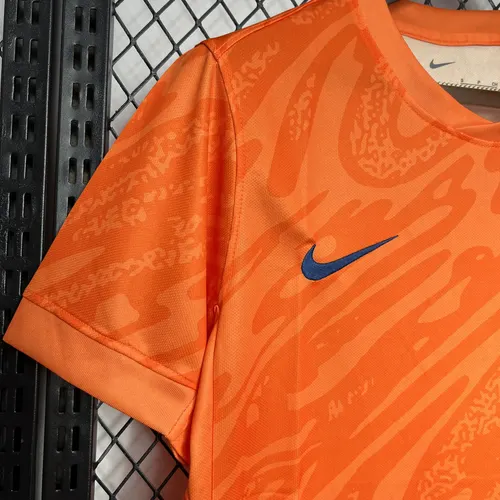 2024-2025 England Goalkeeper uniform — view 5