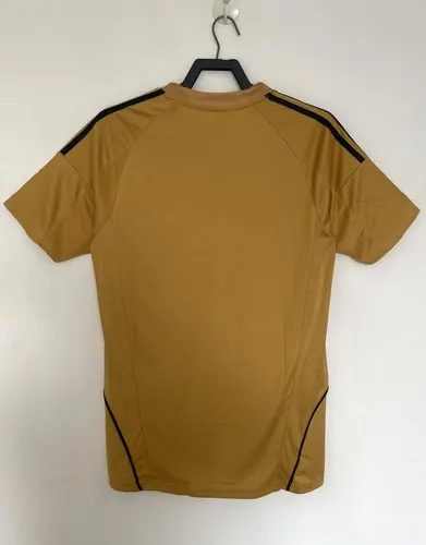 2008 Retro Spain Away Soccer Shirt AAA fan-grade — view 2