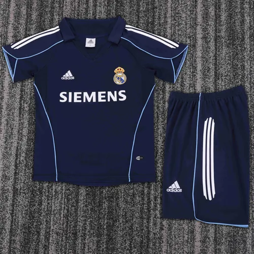Maillot de football rétro extérieur Real Madrid 2005-2006 Qualité Thaïlande Taille Enfant