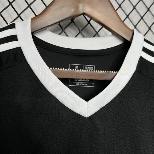 2024/2025 Manchester United Cuarto Portero Jersey — view 4