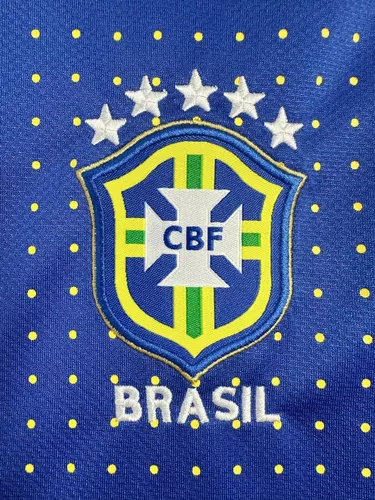 2010 Retro Brazil Away Soccer Jersey AAA fan-grade — view 5