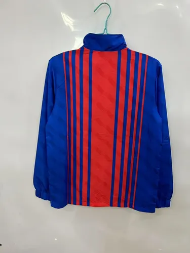 2025/2026 Barcelona Windbreaker Trikot AAA fan-gradät 02 — view 2