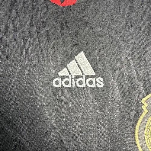 Camiseta de fútbol de visitante retro de México 2010 Calidad Tailandesa — view 5