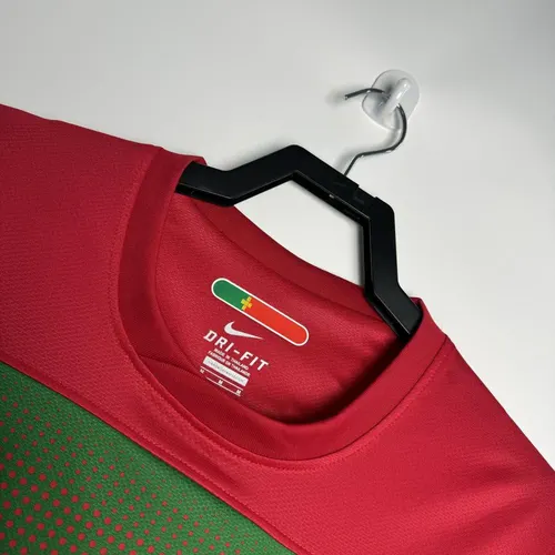 Maillot de football domicile rétro Portugal 2010 Qualité Thaï — view 3
