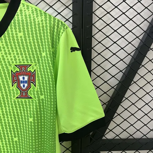 2025 Portugal Goalkeeper Green Football Jersey AAA fan-grade — view 7