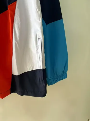 2025/2026 Barcelona Windbreaker Trikot AAA fan-gradät 03 — view 5