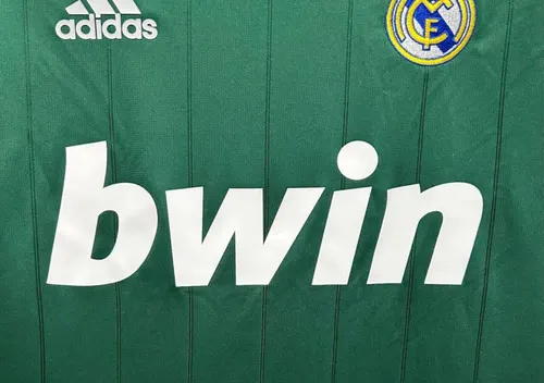 2012/2013 Retro Real Madrid Third Away Football Jersey AAA fan-grade — view 4