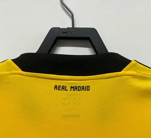 2011/2012 Retro Real Madrid Portero Camiseta de Fútbol Calidad Tailandesa — view 4