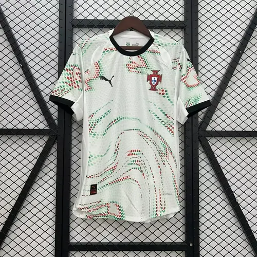 2025 Portugal Auswärts-Fußballtrikot AAA Fan-Qualität — view 3