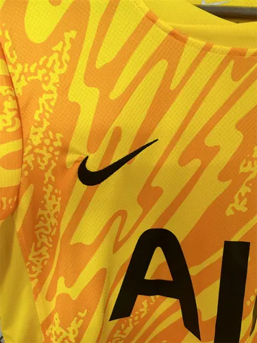 2024/2025 Tottenham Goalkeeper Football Shirt AAA fan-grade — view 3