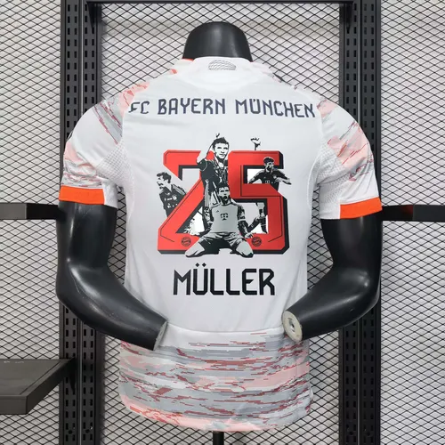 2025/2026 Player Version Bayern Munich Müller Commemorative Edition Football Shirt AAA fan-grade