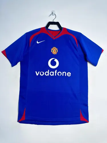 2005-2006 Retro Manchester United Away Football Shirt AAA fan-grade