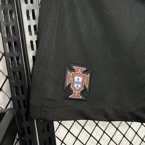 2024-2025 Portugal Extérieur Maillot de Foot Short — view 3