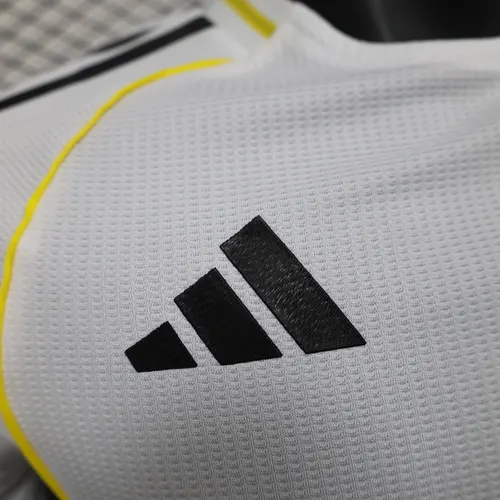 2025/2026 Maillot Domicile Version Joueur Real Madrid Qualité Thaï — view 4