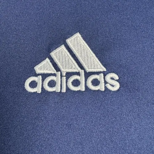 2005/2006 Retro Real Madrid Away Football Jersey AAA fan-grade — view 8