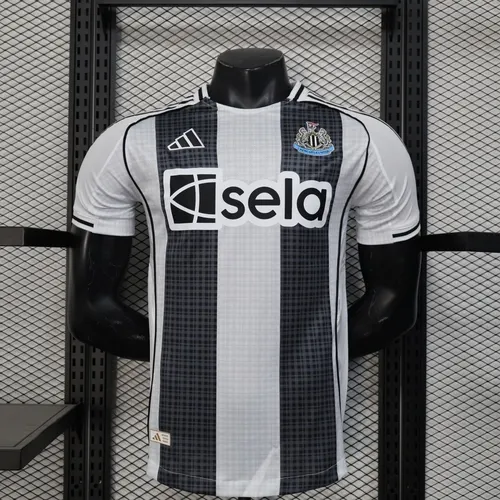 2025/2026 Player Version Newcastle United Home Football Jersey AAA fan-grade