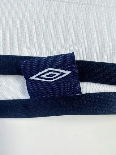 2004 Retro England Home Soccer Jersey AAA fan-grade — view 8