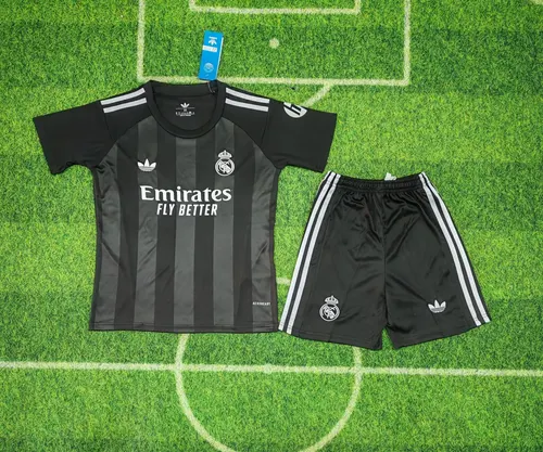 2025/2026 Real Madrid goalie Football Jersey AAA fan-grade Kids Size