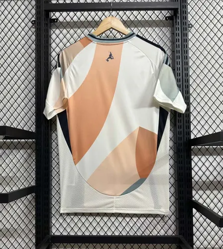 2025 Spain Away Football Shirt AAA fan-grade — view 3