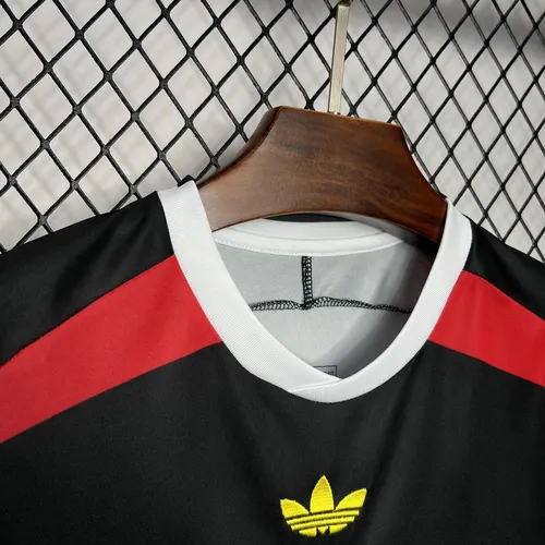 2024-2025 Germany Pre-match training uniform-2 Jersey AAA fan-grade — view 4
