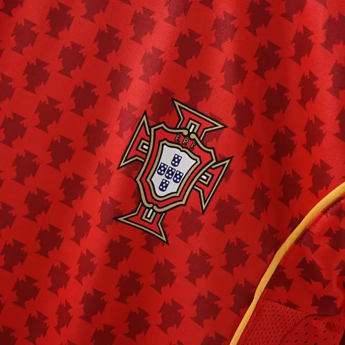 2004 Retro Portugal Home Football Shirt AAA fan-grade — view 5