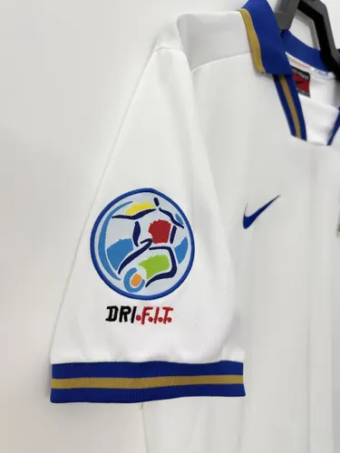 1996 レトロ イタリア アウェイ サッカーシャツ タイ品質 — view 6