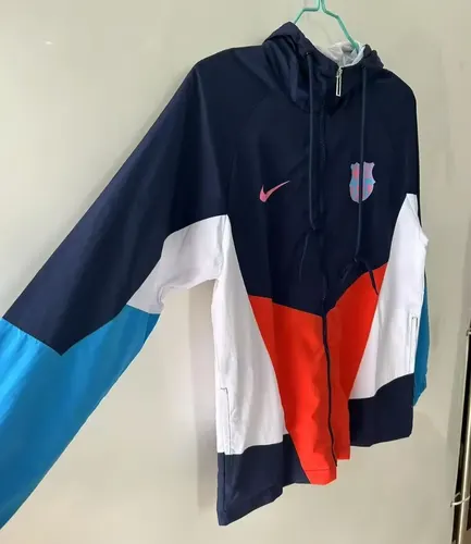 2025/2026 Barcelona Windbreaker Trikot AAA fan-gradät 03 — view 4