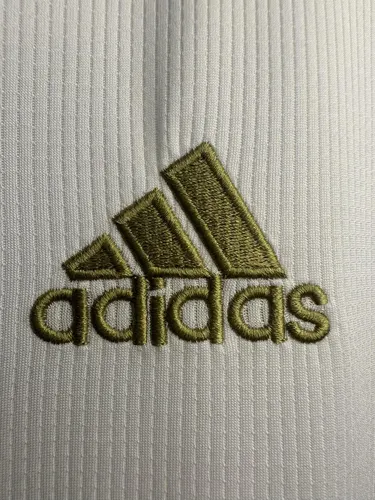 2019/2020 Retro Real Madrid Local Camiseta de Fútbol Calidad Tailandesa — view 5