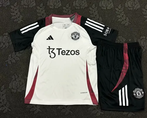 2025/2026 Manchester United Training clothes Football Shirt AAA fan-grade Kids Size
