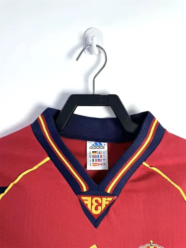 1998 レトロ スペイン ホーム サッカーシャツ タイ品質 — view 3