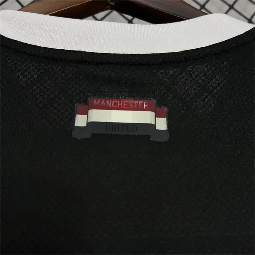 2024/2025 Manchester United Cuarto Portero Jersey — view 7