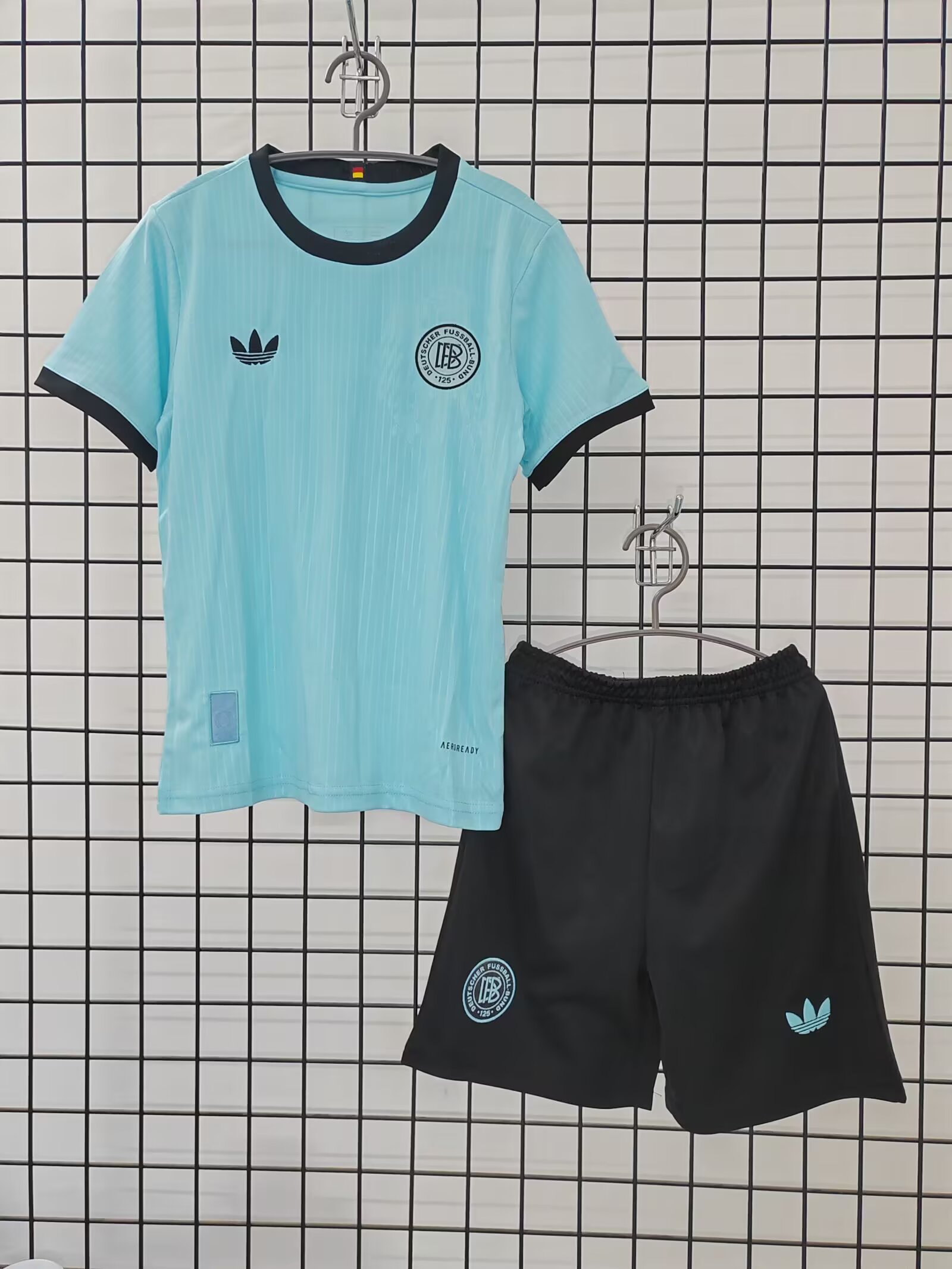 2025/2026 Allemagne 125e Anniversaire Édition Bleu Maillot de Football Qualité Thaï Taille Enfant
