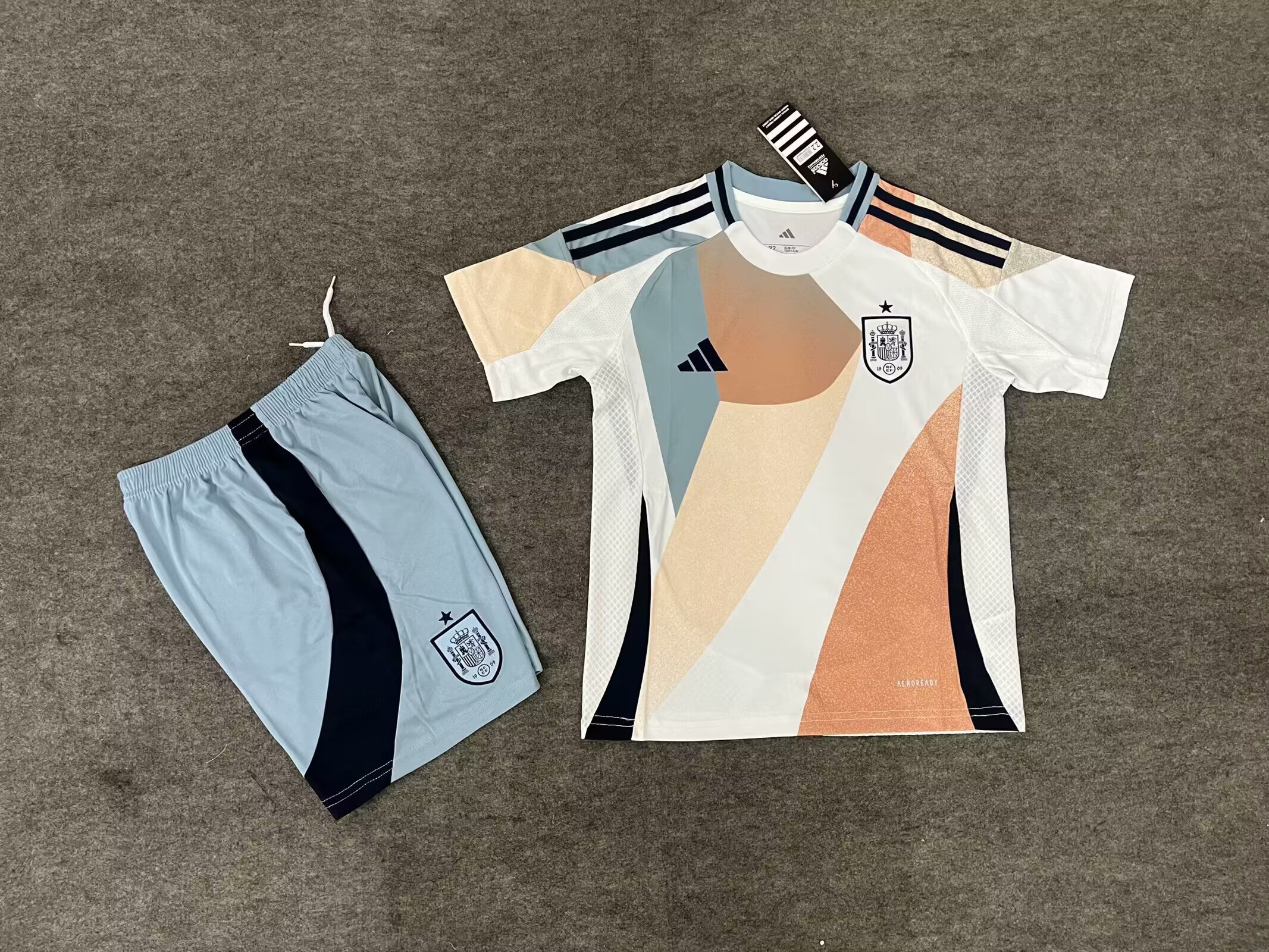 2025/2026 Spanien Auswärts Fußballtrikot Thai-Qualität Kindergröße